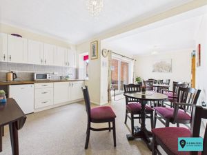Communal Area- click for photo gallery